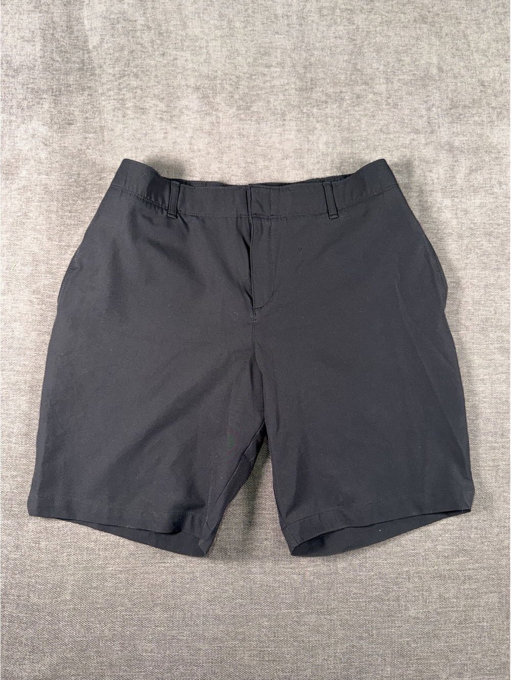 Under Armour Women's Black Athletic Shorts Size 10